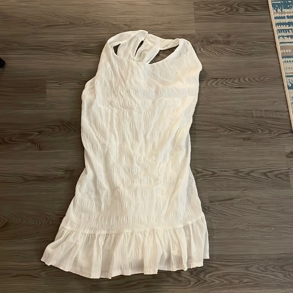 White cross neck dress - Picture 3 of 3